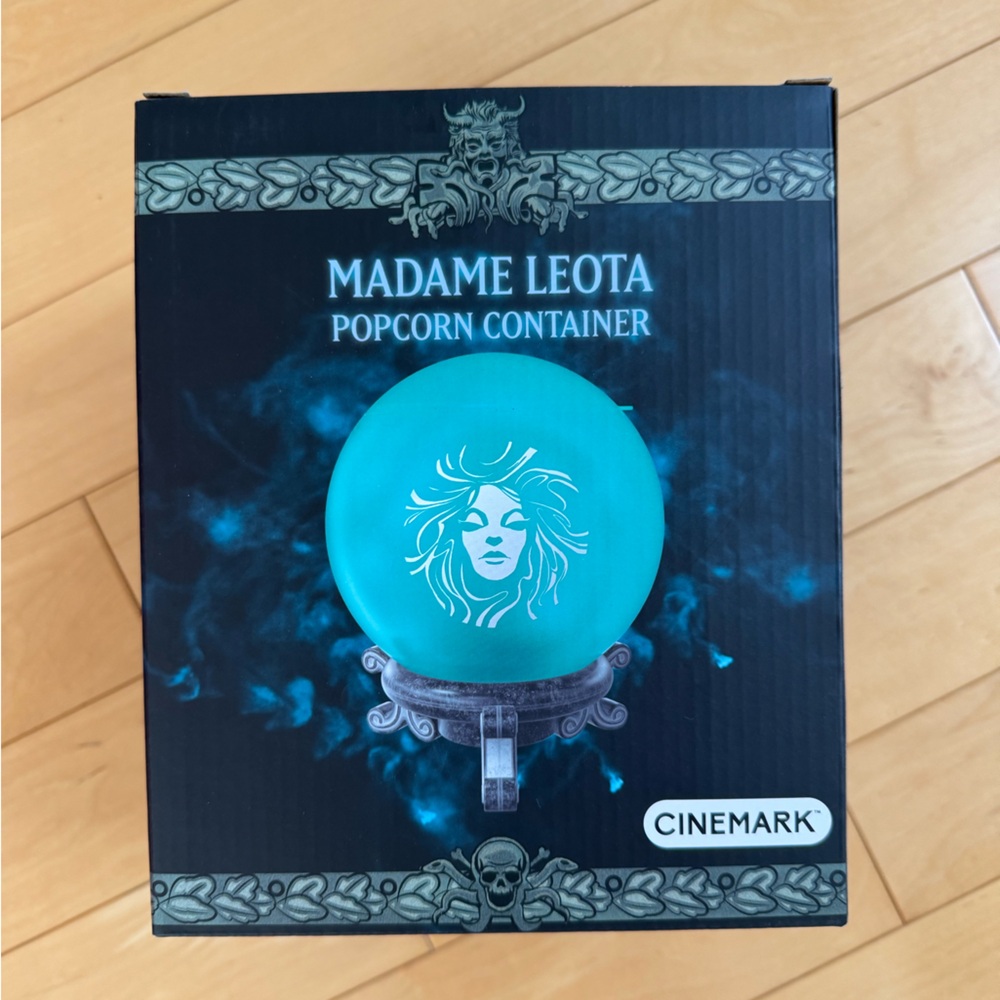 Disney Haunted Mansion Madame Leota Lighted Popcorn Bucket Crystal Ball Cinemark